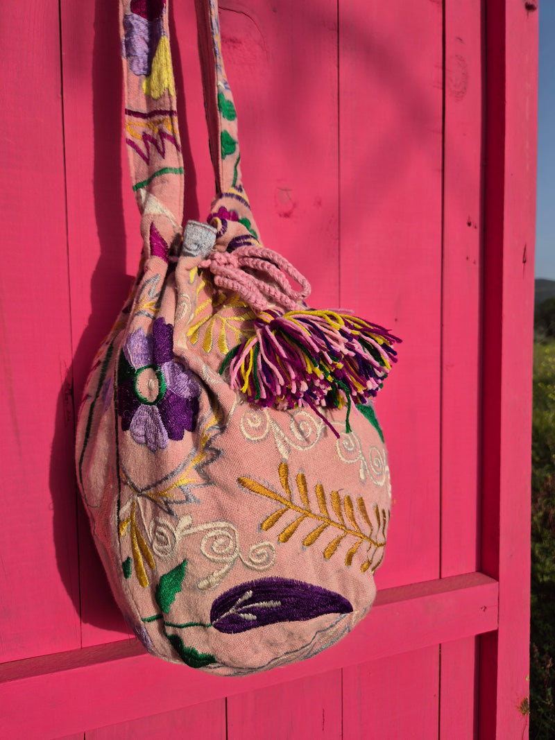Suzani bag baby pink