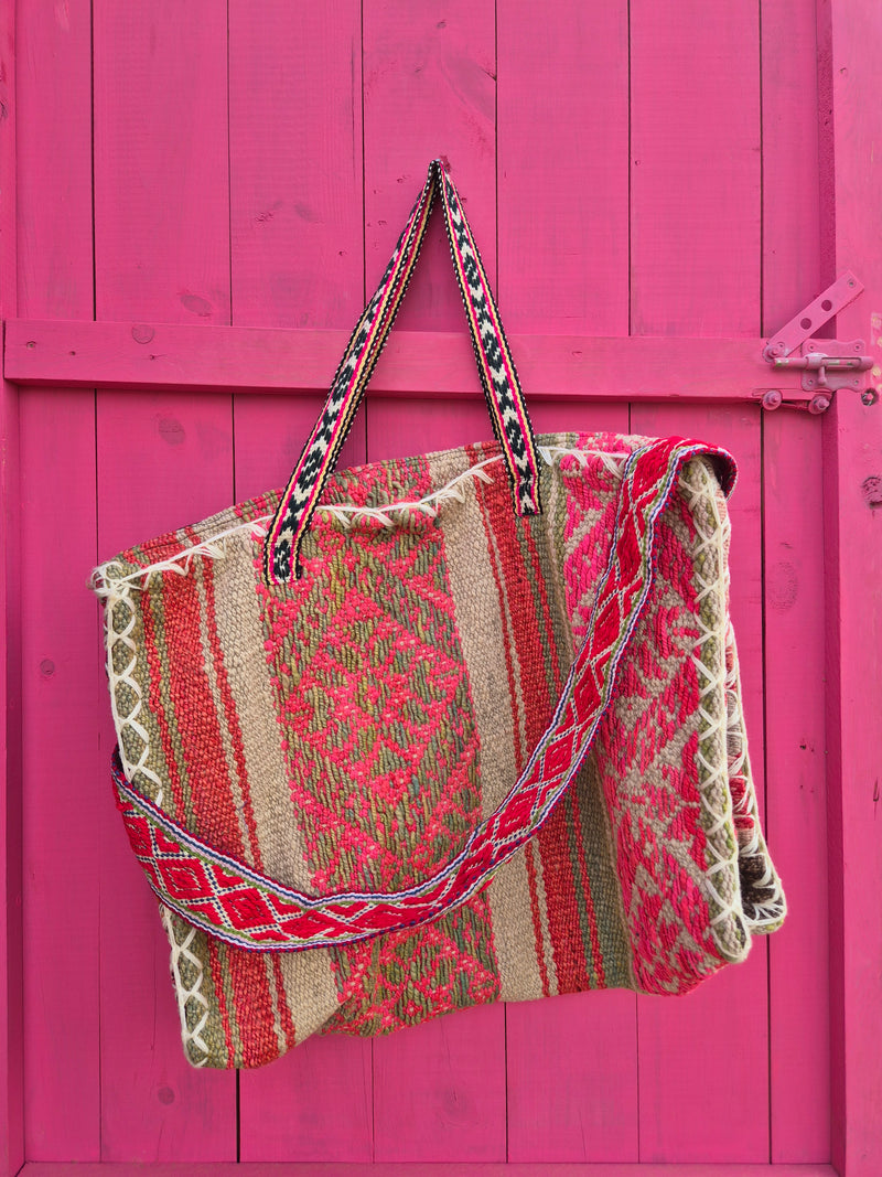 CUSCO MEGA bag • INTO THE WILD