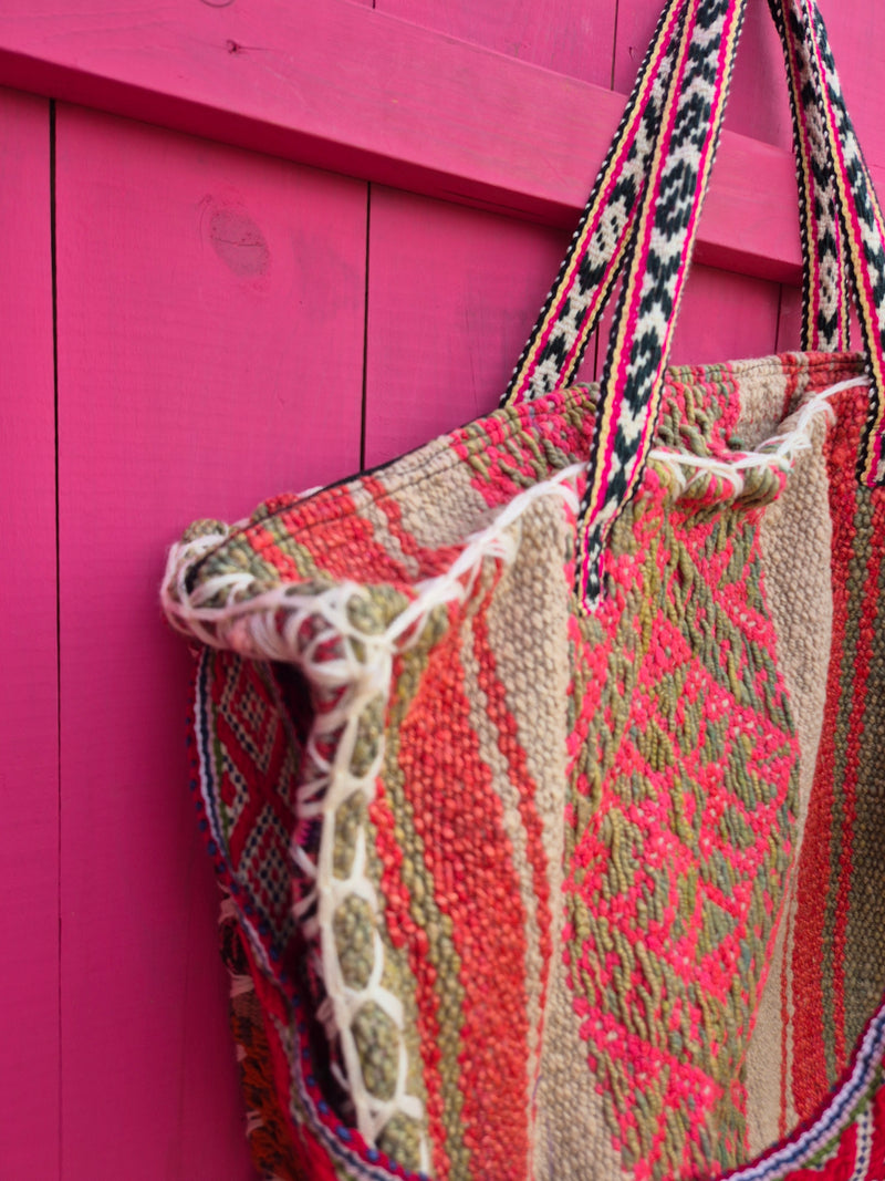 CUSCO MEGA bag • INTO THE WILD