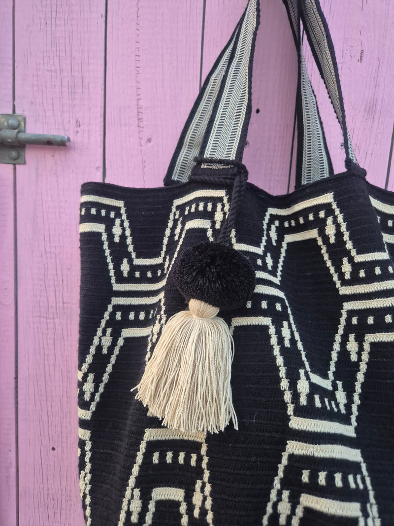 SUSU XL BAG • The Black & White II