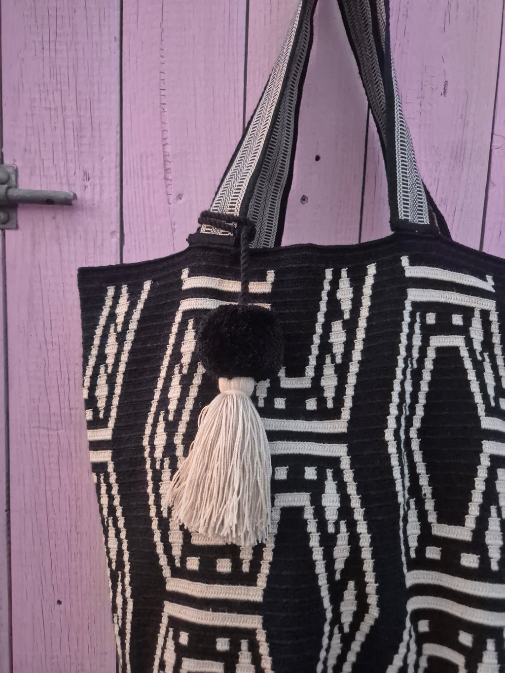 SUSU XL BAG • The Black & White III