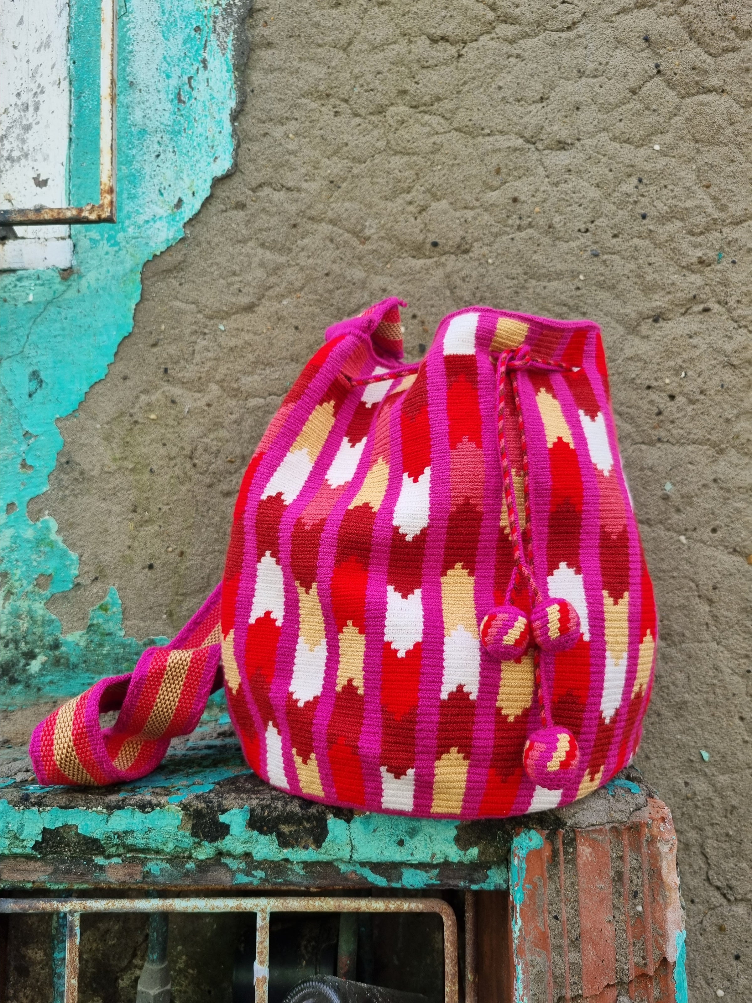 Colourful wayuu bags to crochet hotsell