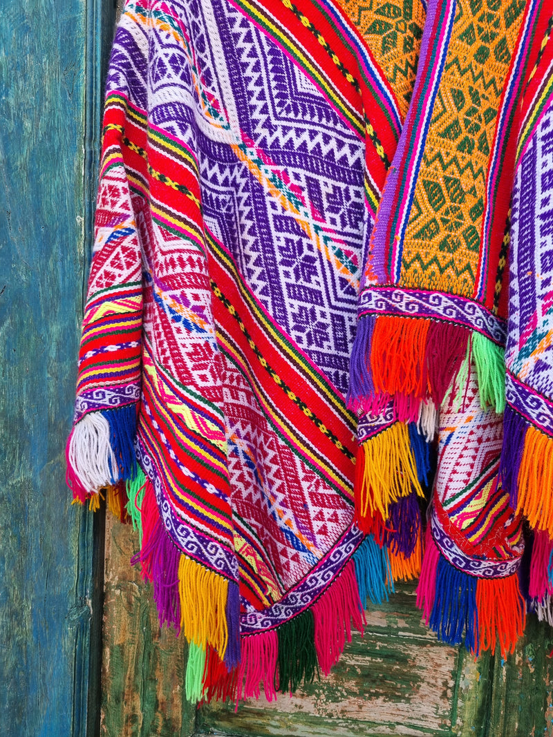 Vintage poncho with fringes